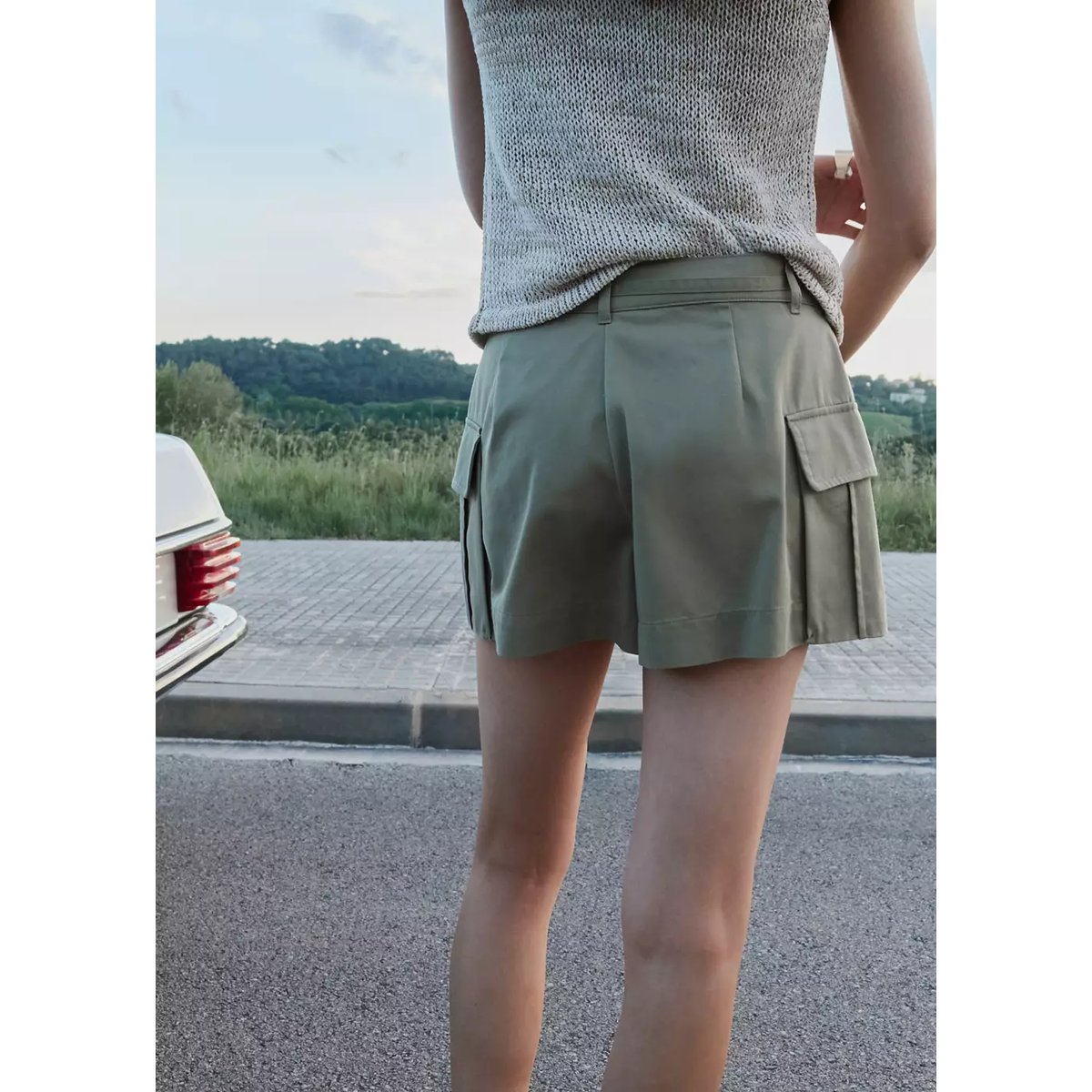 Jupe-short à poches cargo kaki, MANGO