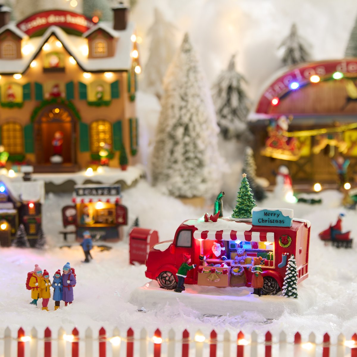 Village lumineux camion du Père Noël animé et musical 5 LED à piles multicolore, ATMOSPHERA