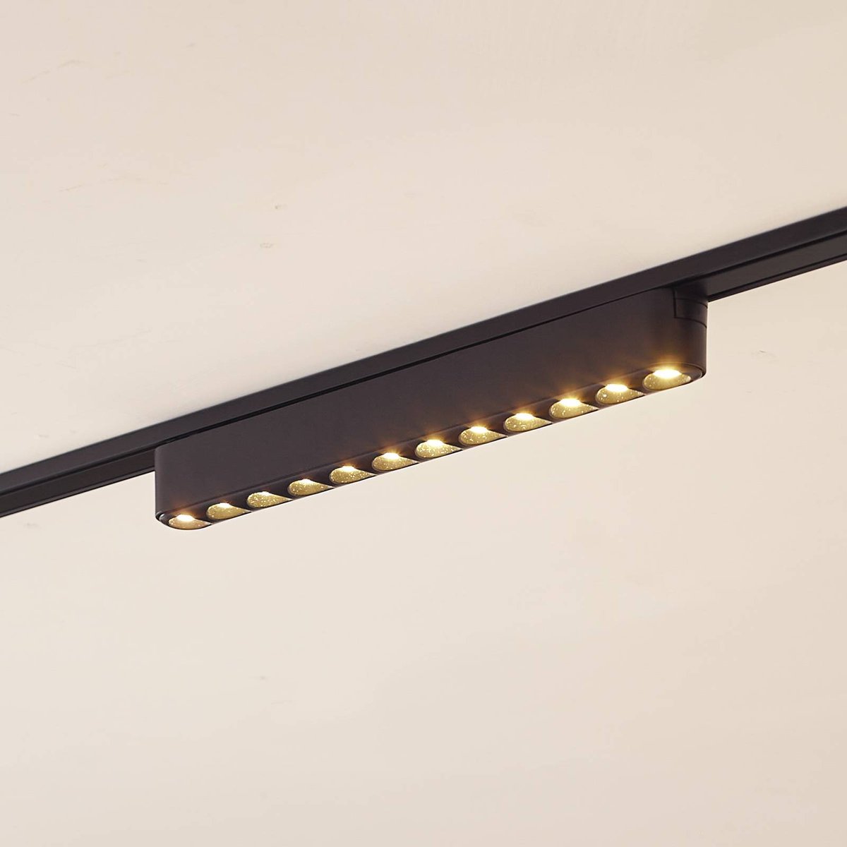 moderneLED, Lumaro 48V noir, LINDBY