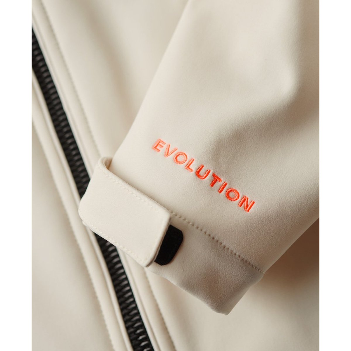 Veste à capuche Softshell CODE Trekker riz blanc, SUPERDRY