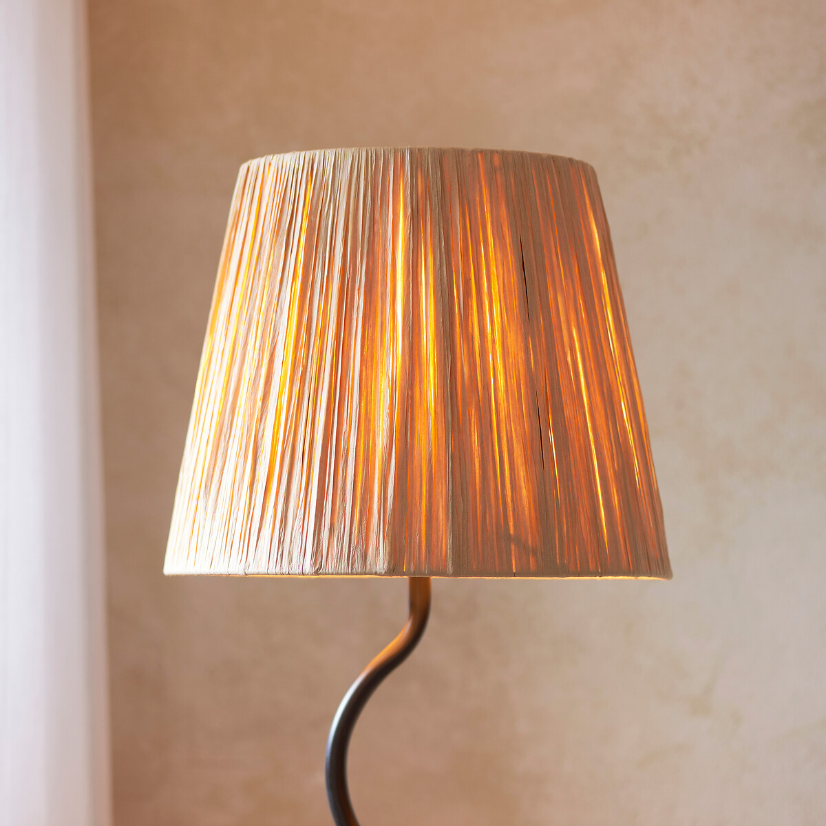 Wesley Wriggle Floor Lamp black, ÉDITÉ
