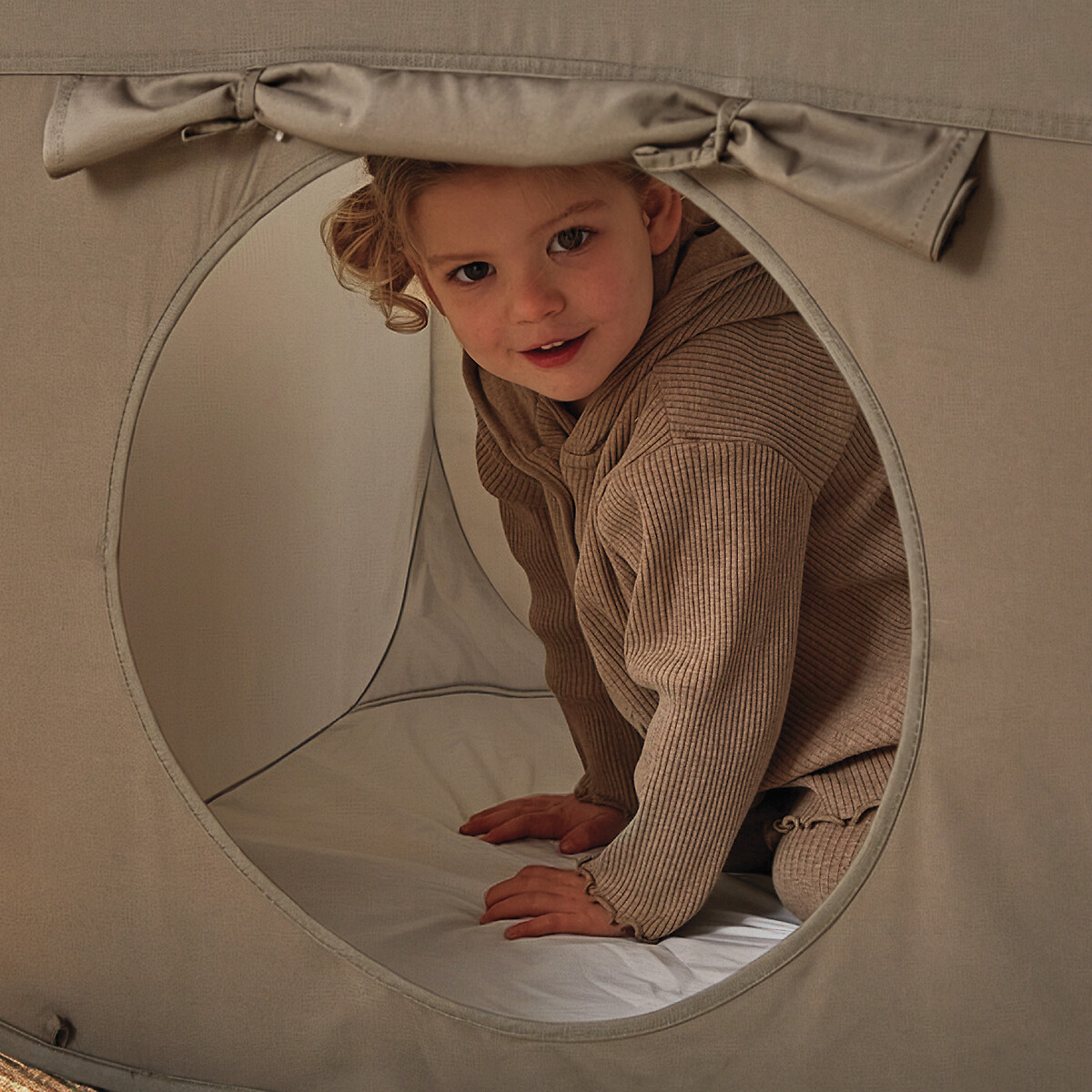 Pop Up 2-Piece Play Set taupe/beige, CUDDLECO