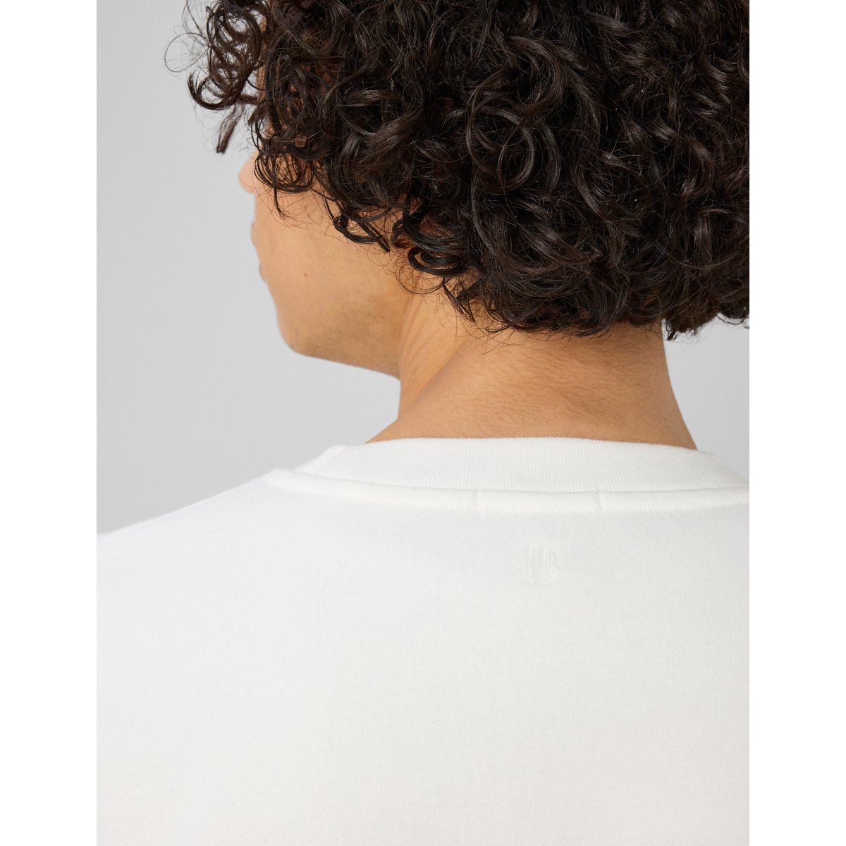 Sweat broderie poitrine blanc écru, BZB