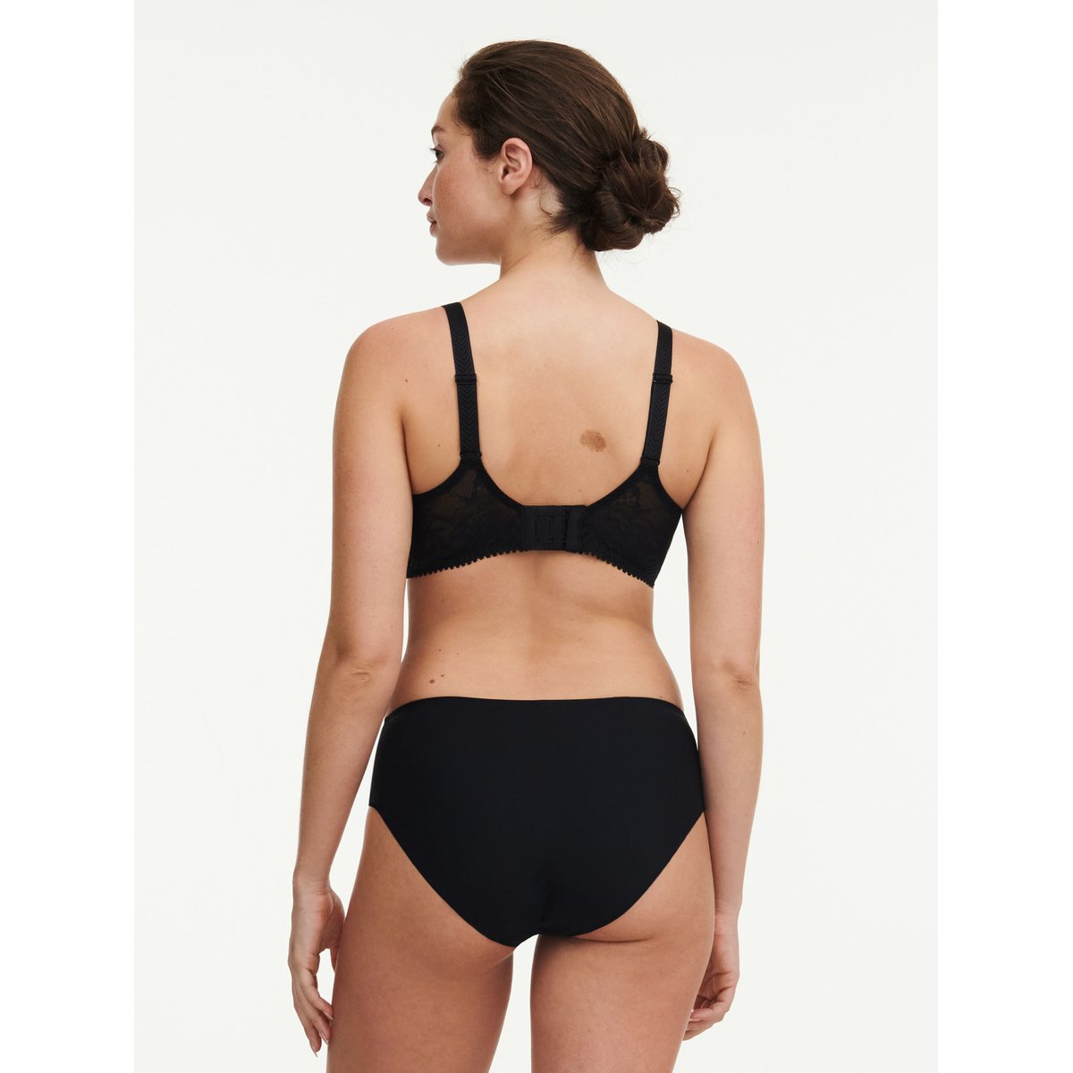 Soutien-gorge emboitant Origins noir, CHANTELLE