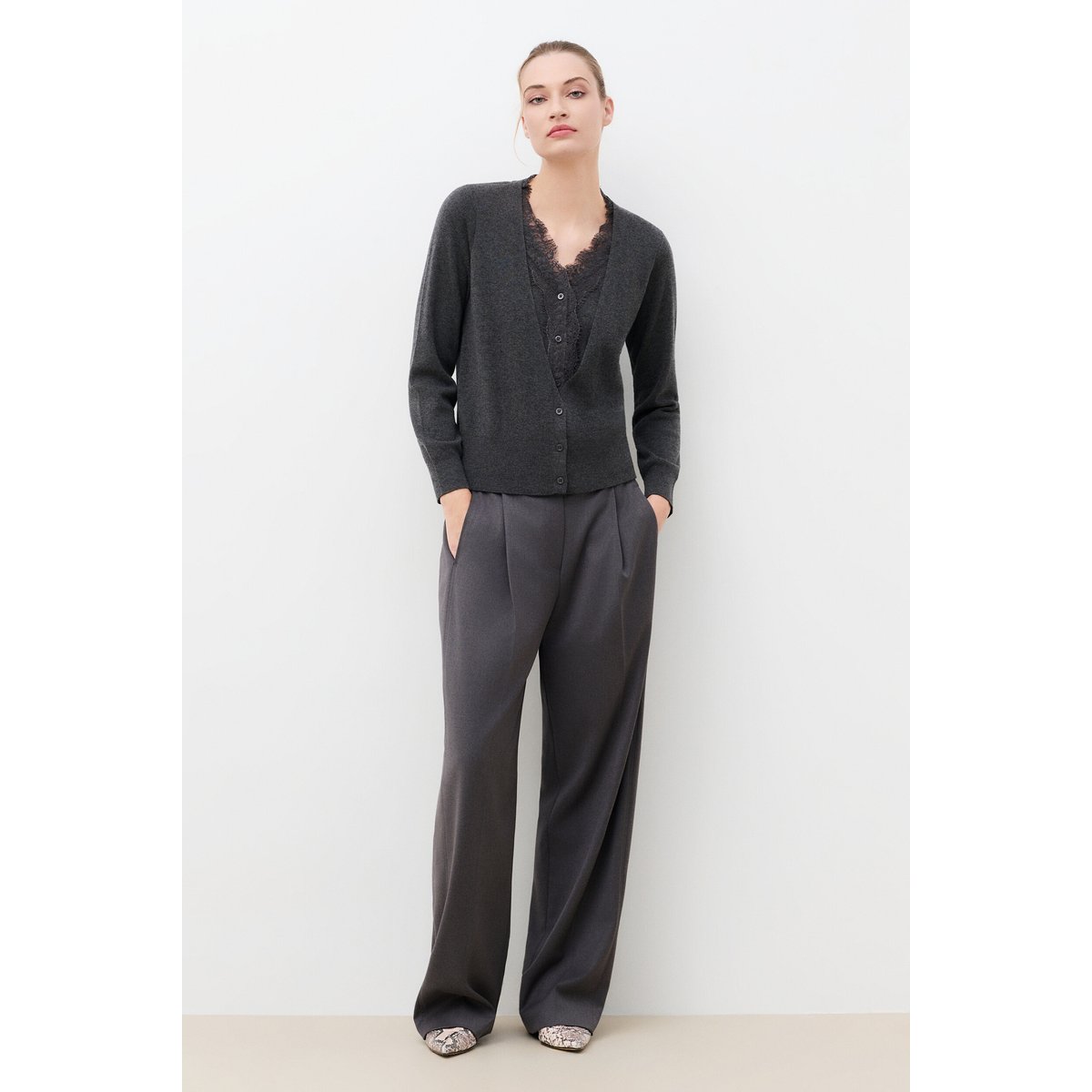Cardigan droit col v MSEGOLENE gris, CAROLL