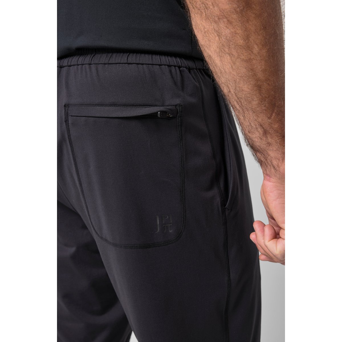 Bermuda technique FLEXNAMIC®, fitness noir, JP1880