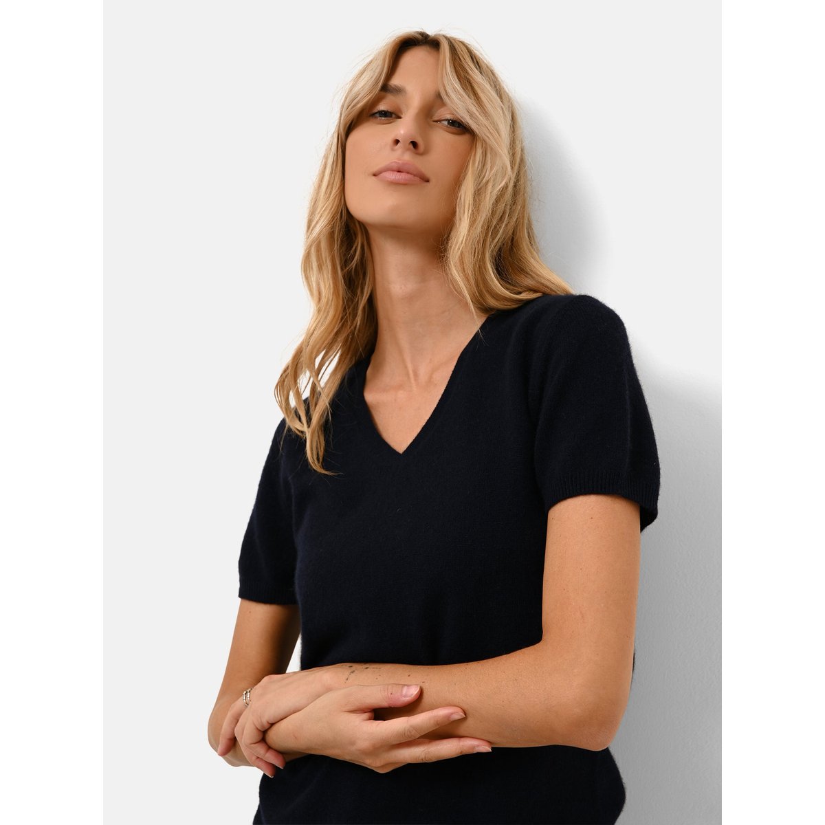 T-Shirt Col V Navy Glamis bleu foncé, JUST CASHMERE