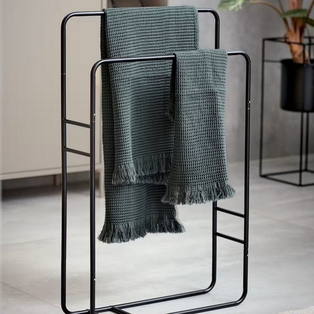 Porte-serviettes à poser design métal noir, ZELLER PRESENT