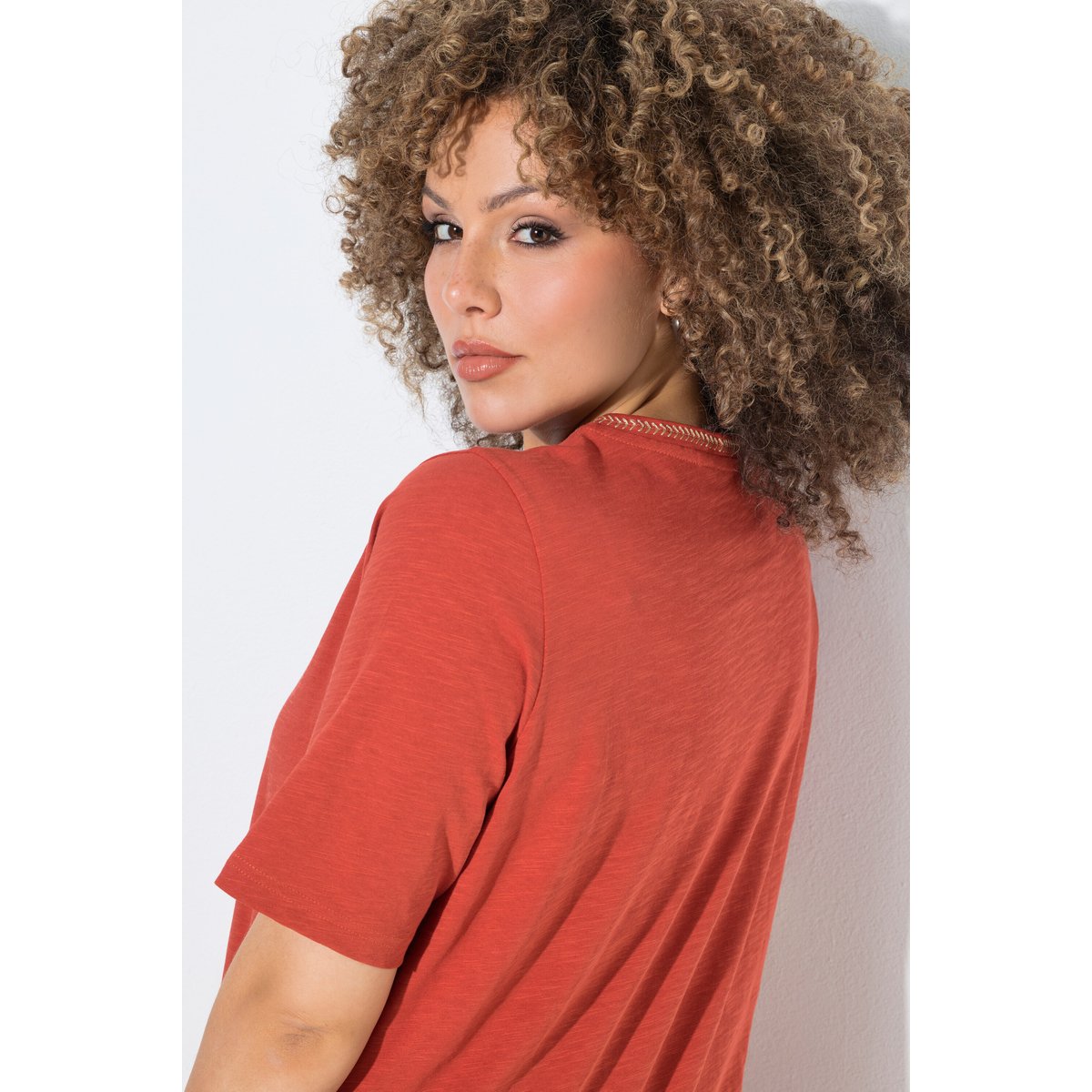 T-shirt avec broderie terre, ULLA POPKEN
