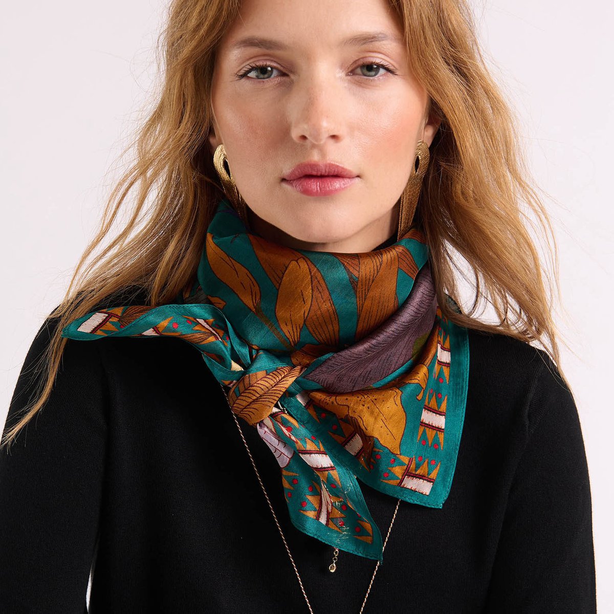 Foulard Medium à motifs PETAL bleu, WILD
