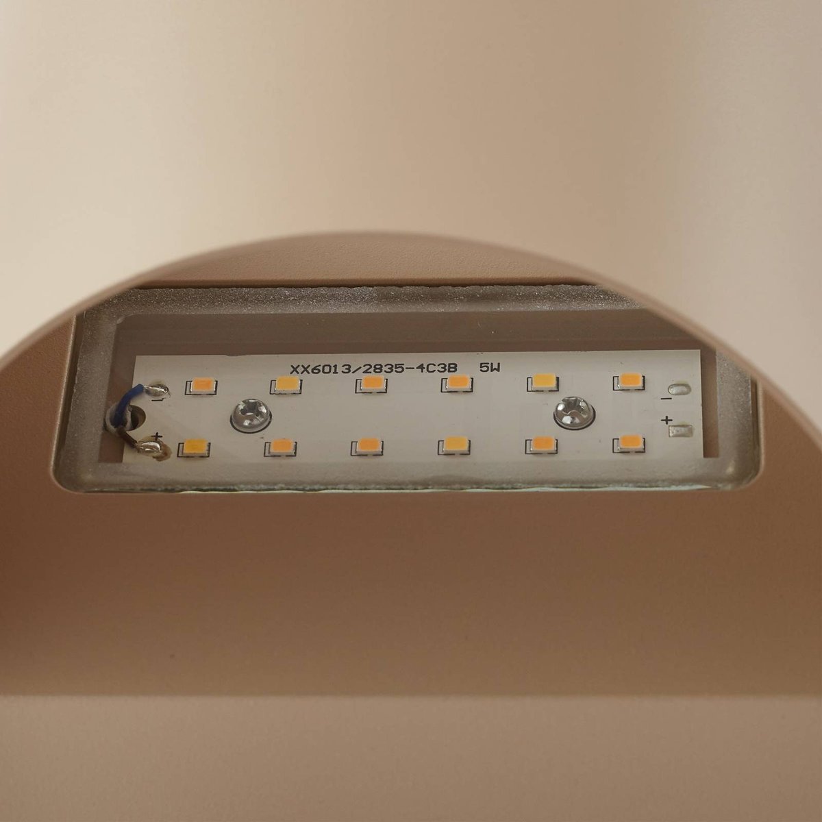 Applique extérieure en aluminium moderneLED beige, LINDBY