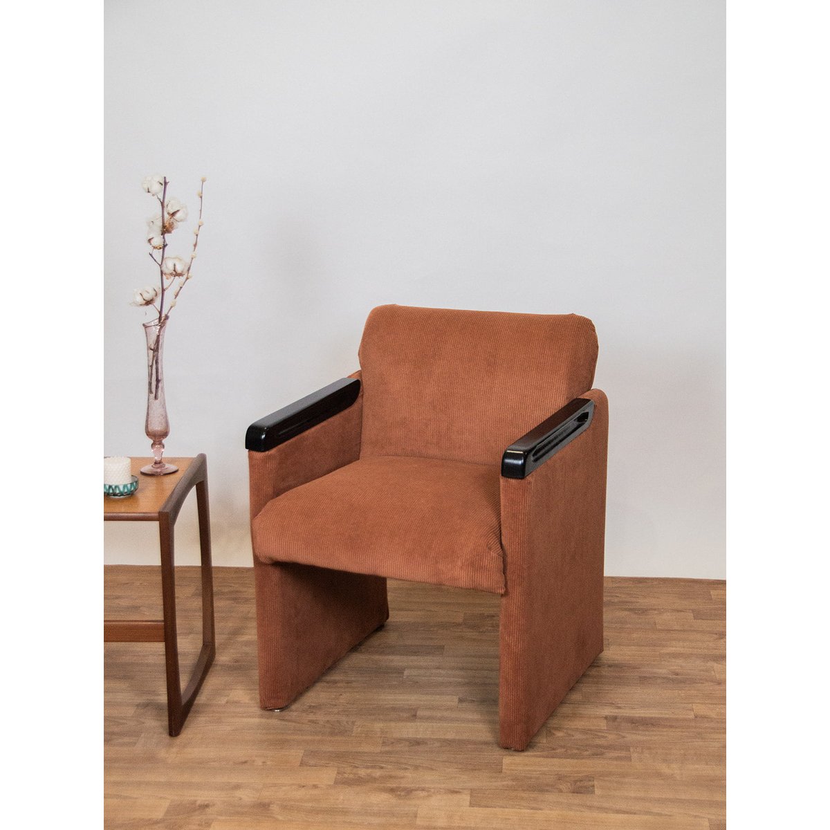 Fauteuil en velours côtelé Jakob N°109 - Bon état marron, DEBONGOUT