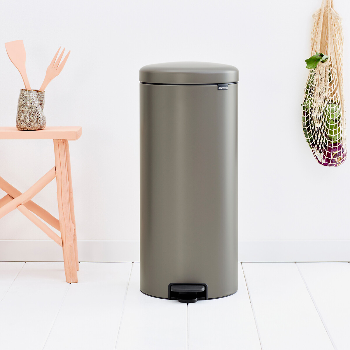 NewIcon Pedal Bin, 30L platinum, BRABANTIA