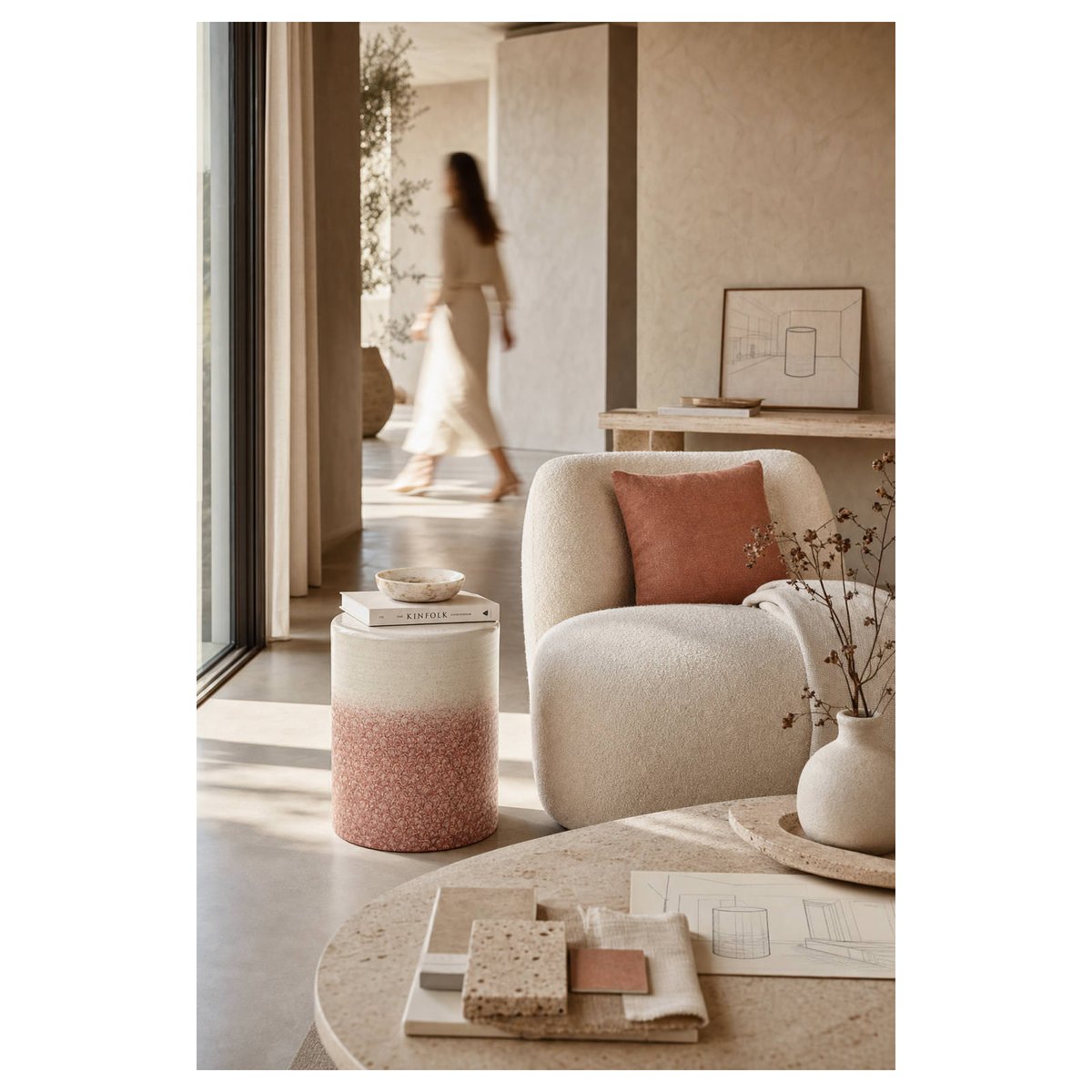 Tabouret décoratif en céramique contemporain blanc et corail, RECOLLECTION