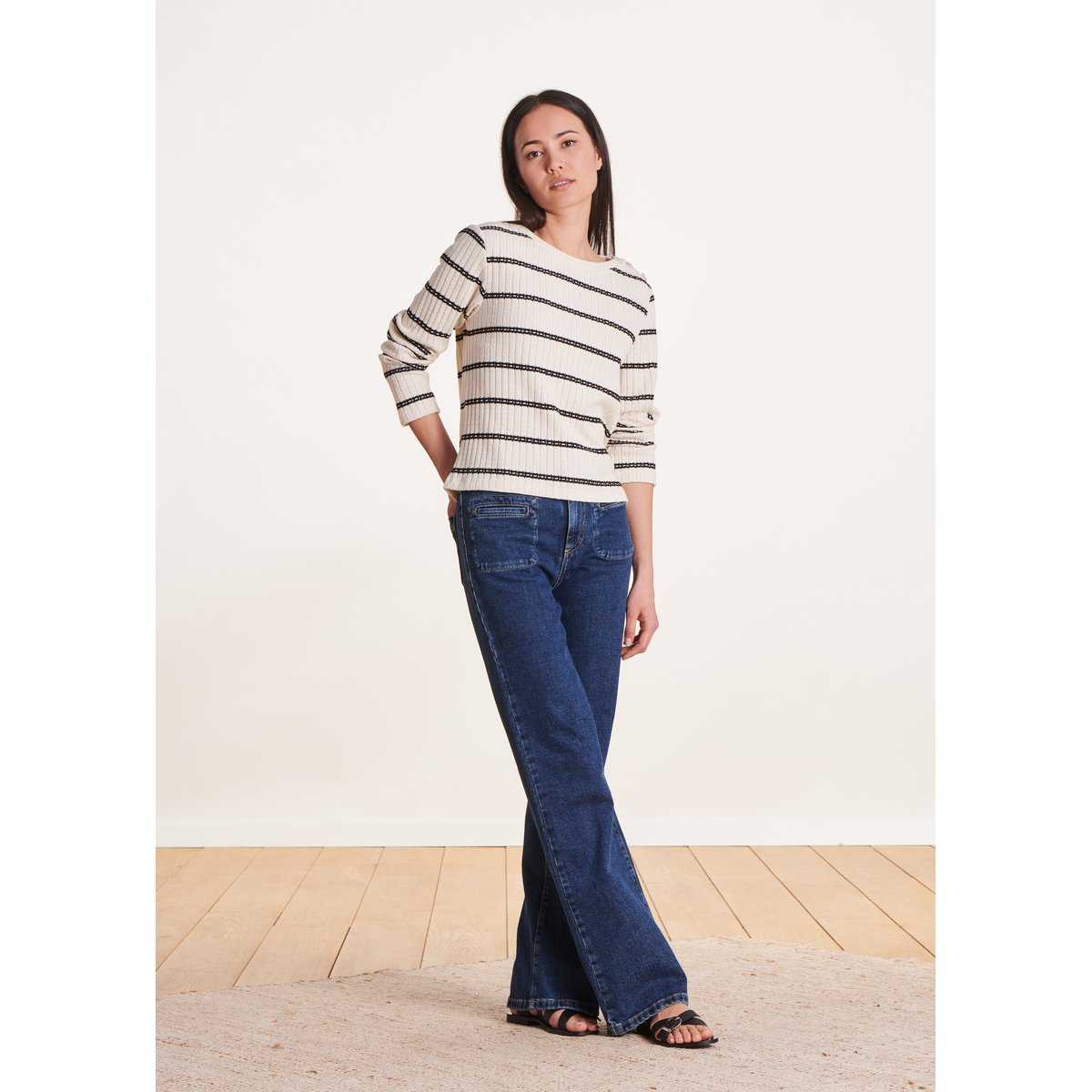 Pull marinière en coton biologique avec boutons bijou sahara/noir, LA FEE MARABOUTEE
