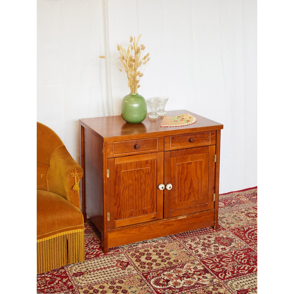 Petit buffet en bois Gilbert N°1720 - Bon état bois clair, DEBONGOUT