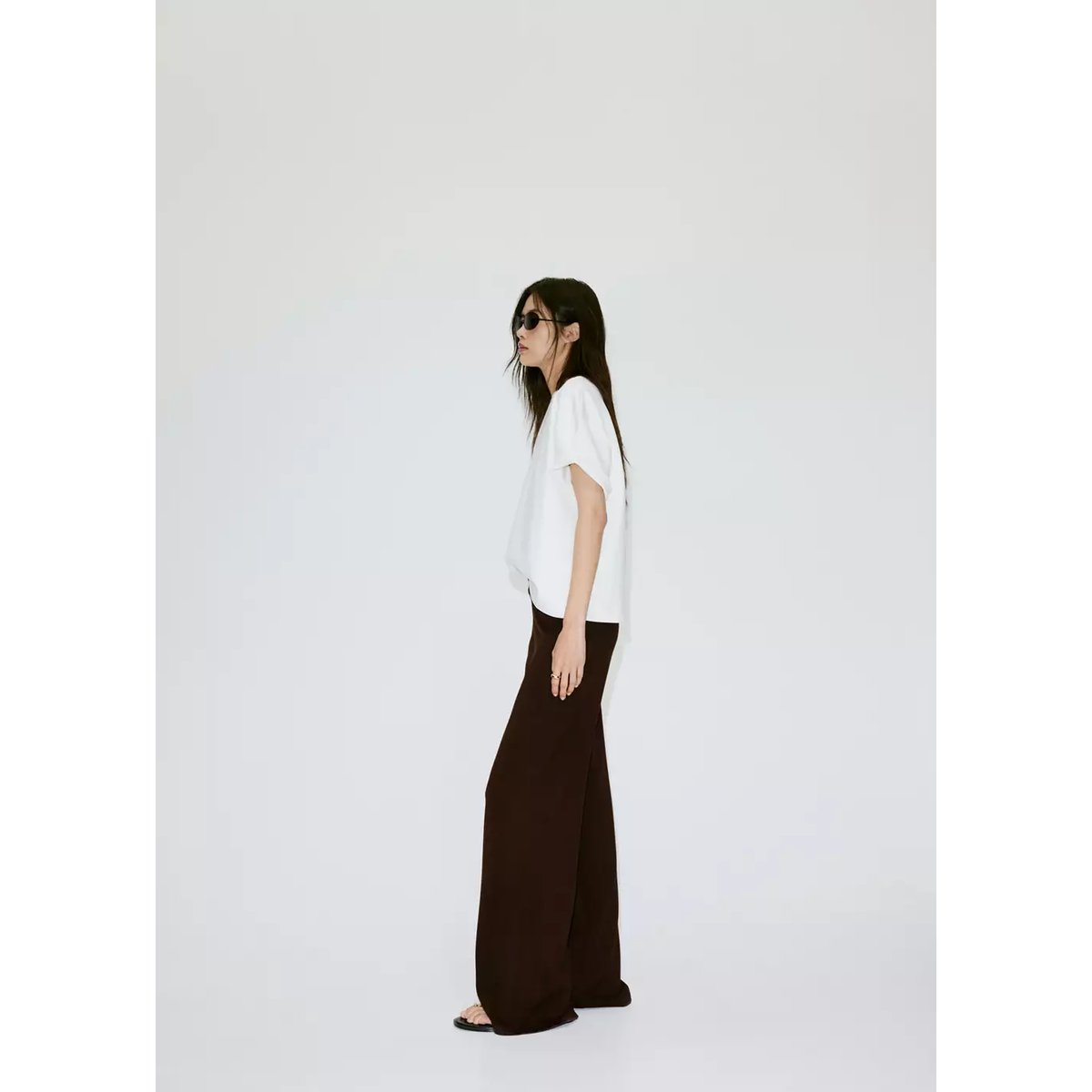 Pantalon large maille fine chocolat, MANGO