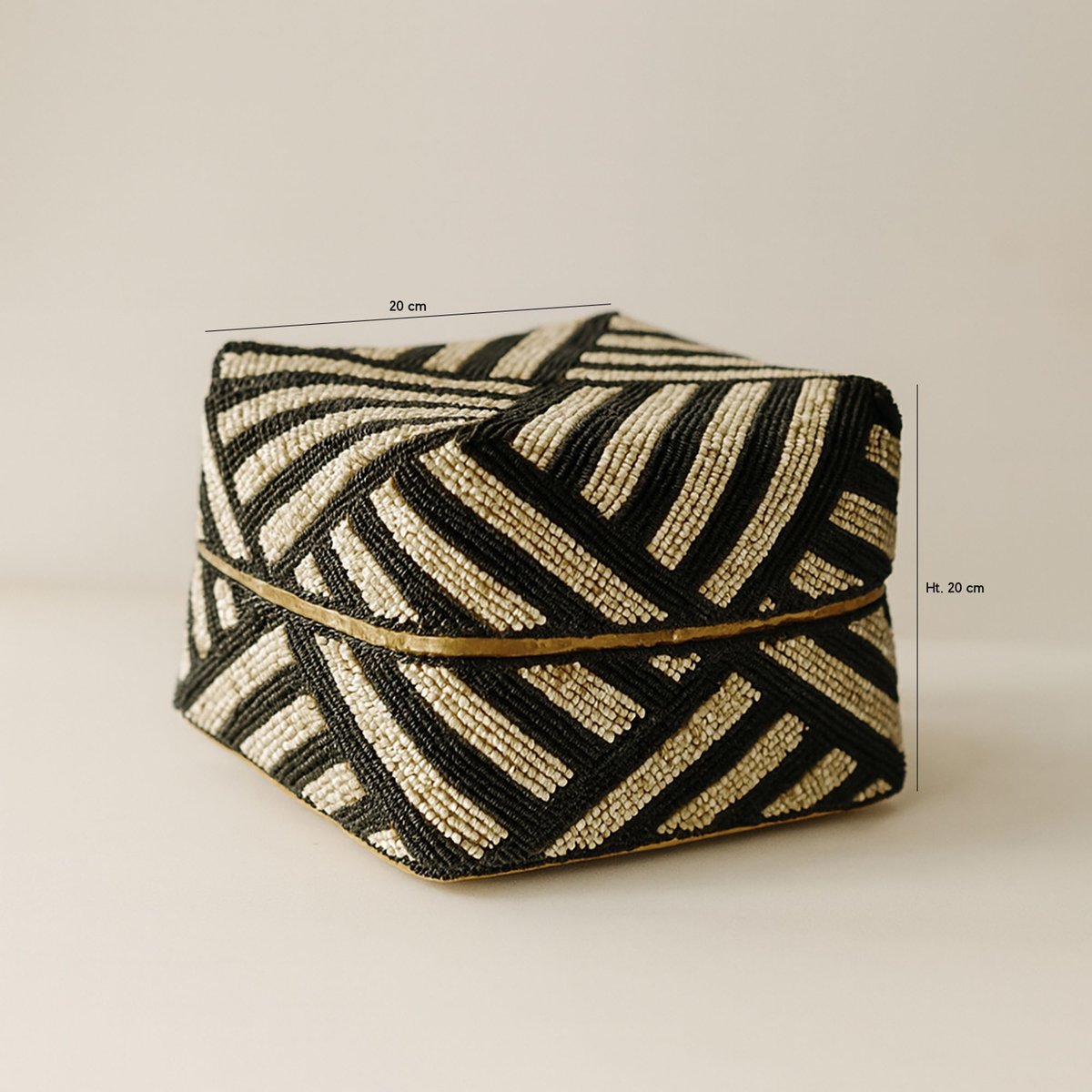 Boite en bambou ornée de perles blanc-naturel-noir-taupe, NOW'S HOME