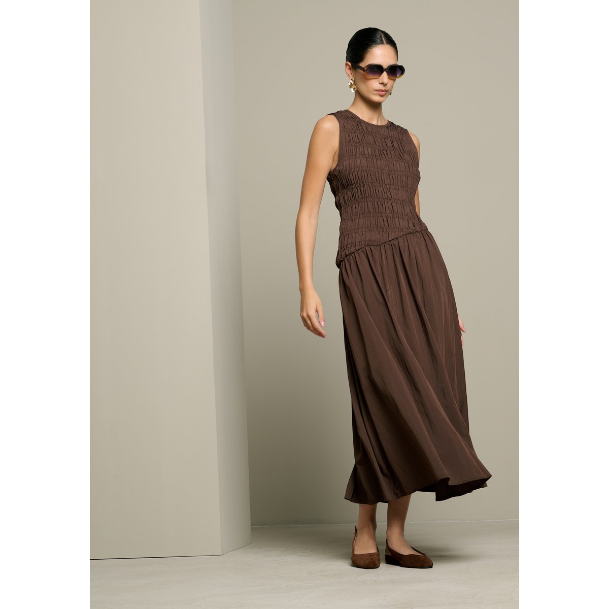 Robe midi smockée brun fonce chocolate, LOLALIZA