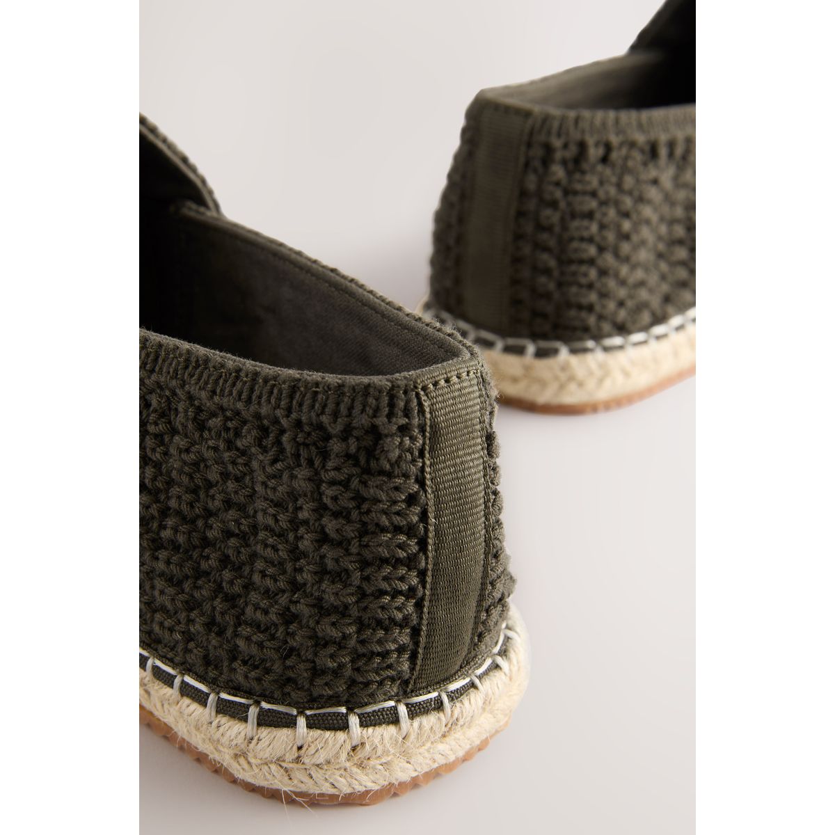 Espadrilles en maille crochet kaki, NEXT