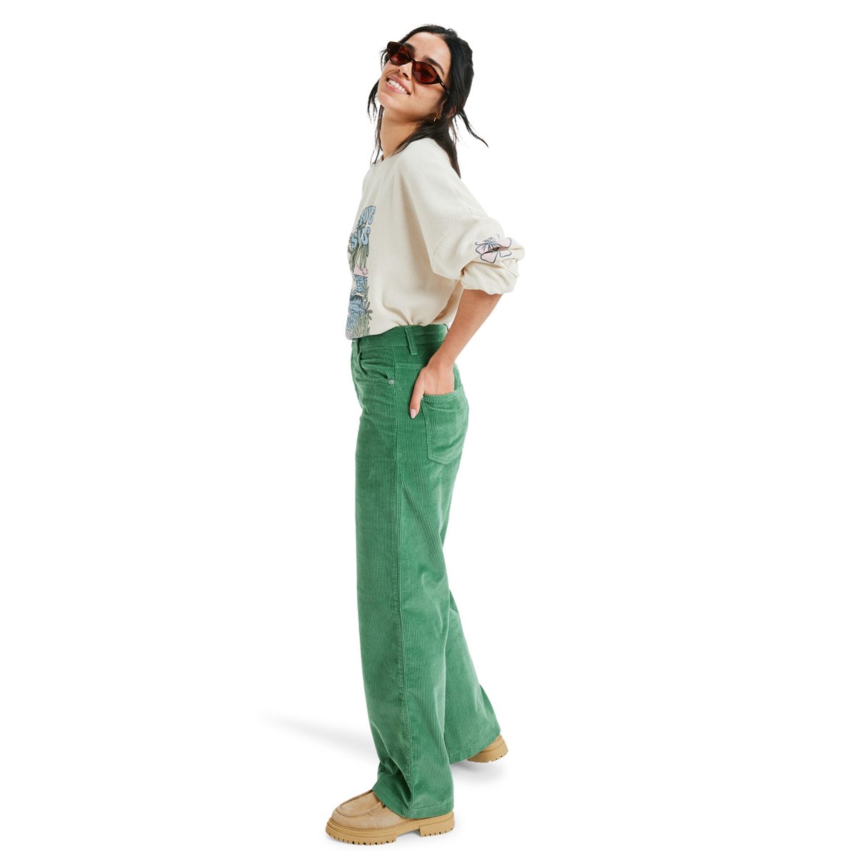 Pantalon en velours côtelé SURF ON CLOUD CORD. vert deep grass green, ROXY