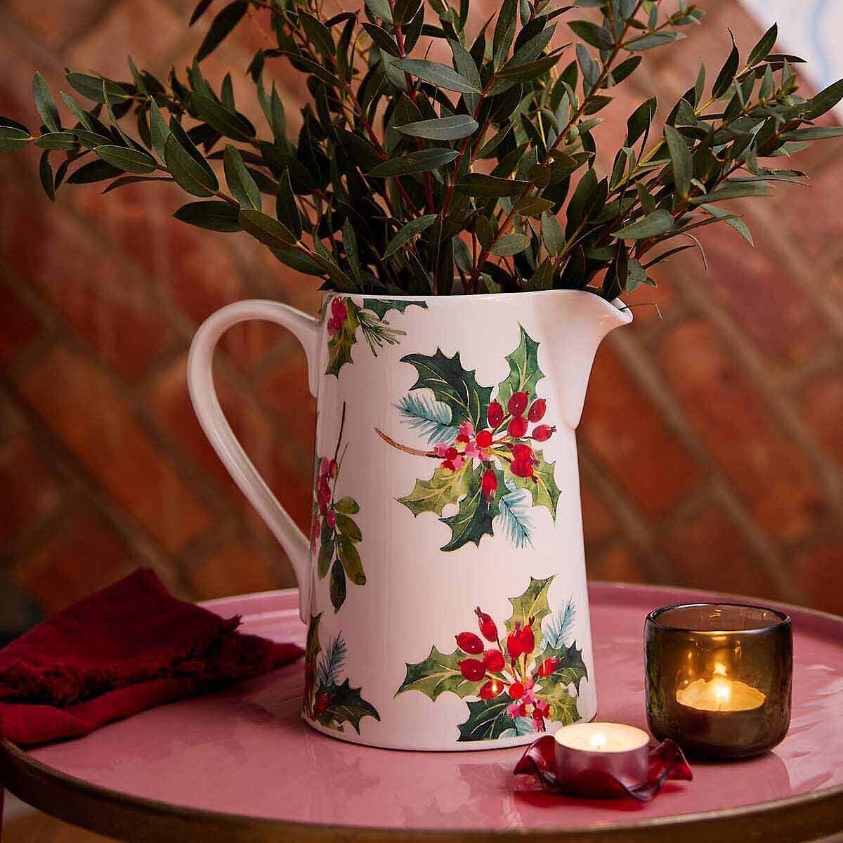 Botanic Garden Christmas Holly & Berries Bella Jug multi-coloured, SPODE