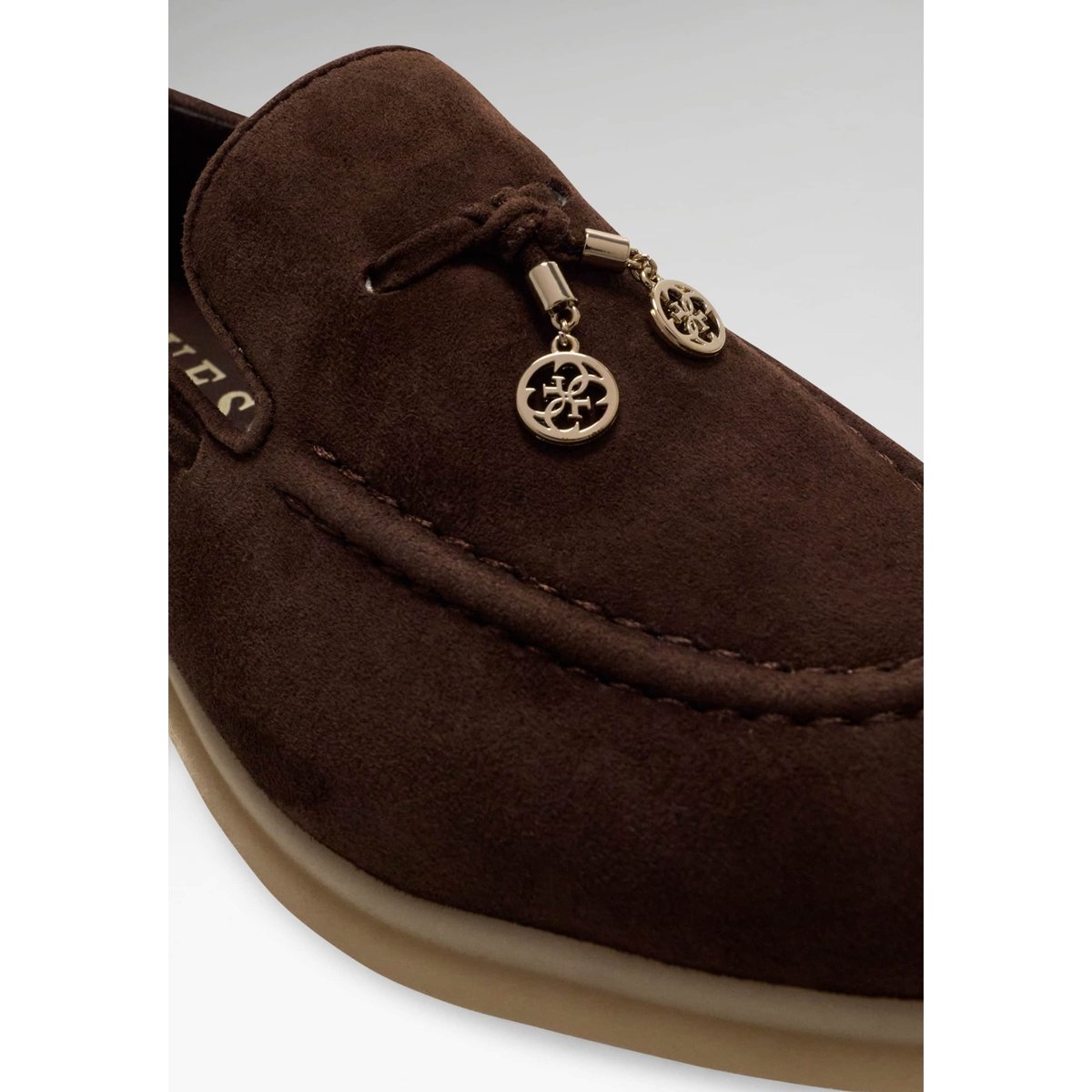 Mocassin Aryanai En Daim marron, GUESS