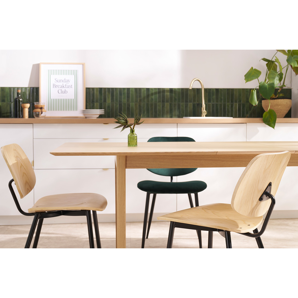 Chaises design pieds métal (lot de 2) TOBIAS bois clair / noir, MILIBOO