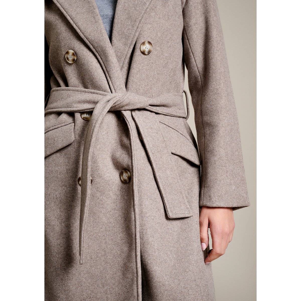 Manteau croisé ceinturé taupe, LOLALIZA