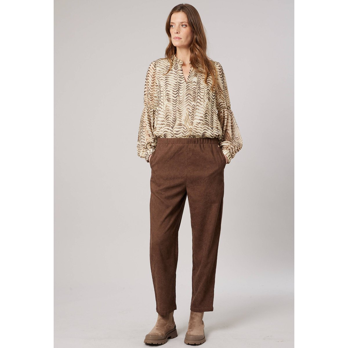Pantalon carotte femme en velours côtelé NOLANI light brown, DEELUXE