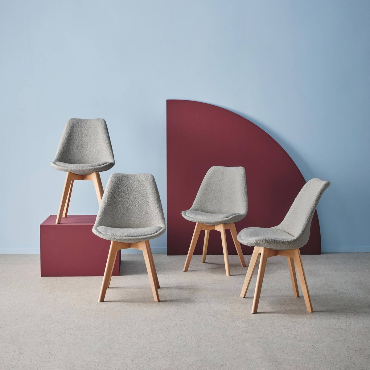 Chaise scandinave bois de hêtre et bouclette texturée (lot de 4) NILS blanc, SWEEEK
