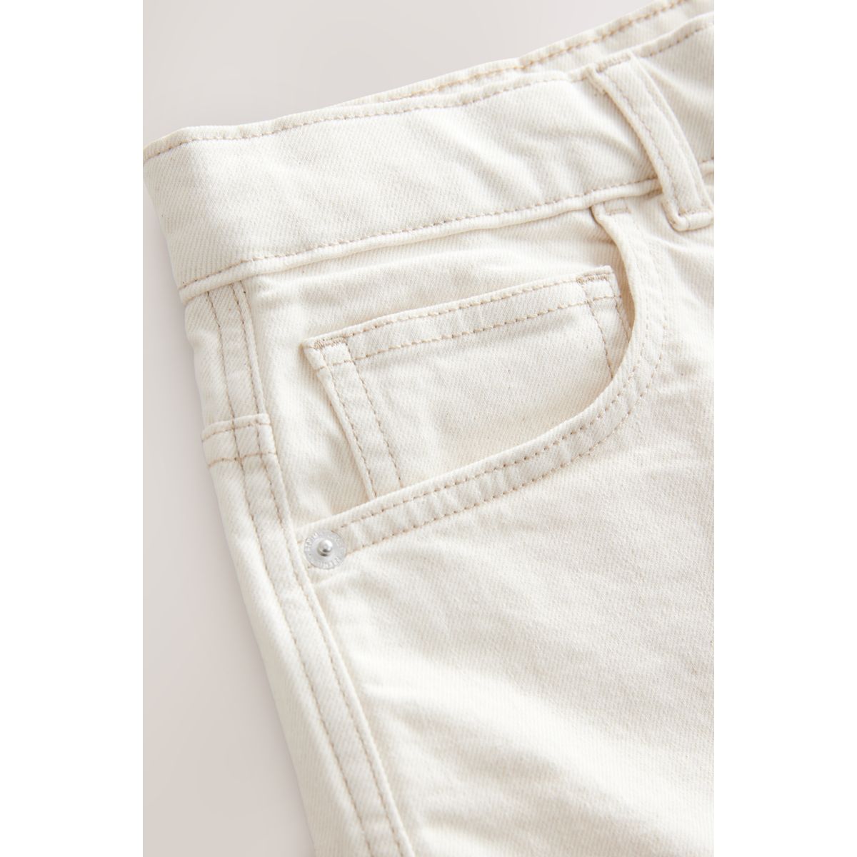 Short en jean style jupe-culotte écru, NEXT