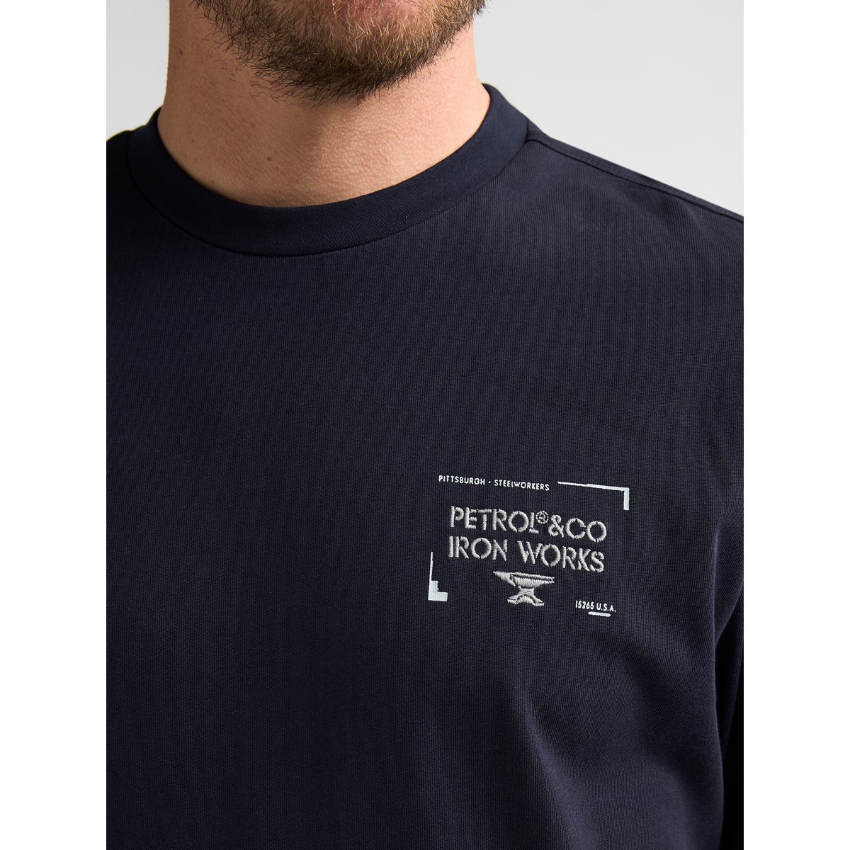 T-shirt imprimé à manches longues forgewall bleu royal navy, PETROL INDUSTRIES