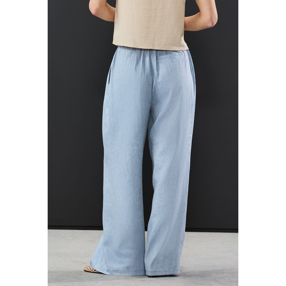Pantalon ample dos élastique en lin mélangé chambray bleu, NEXT