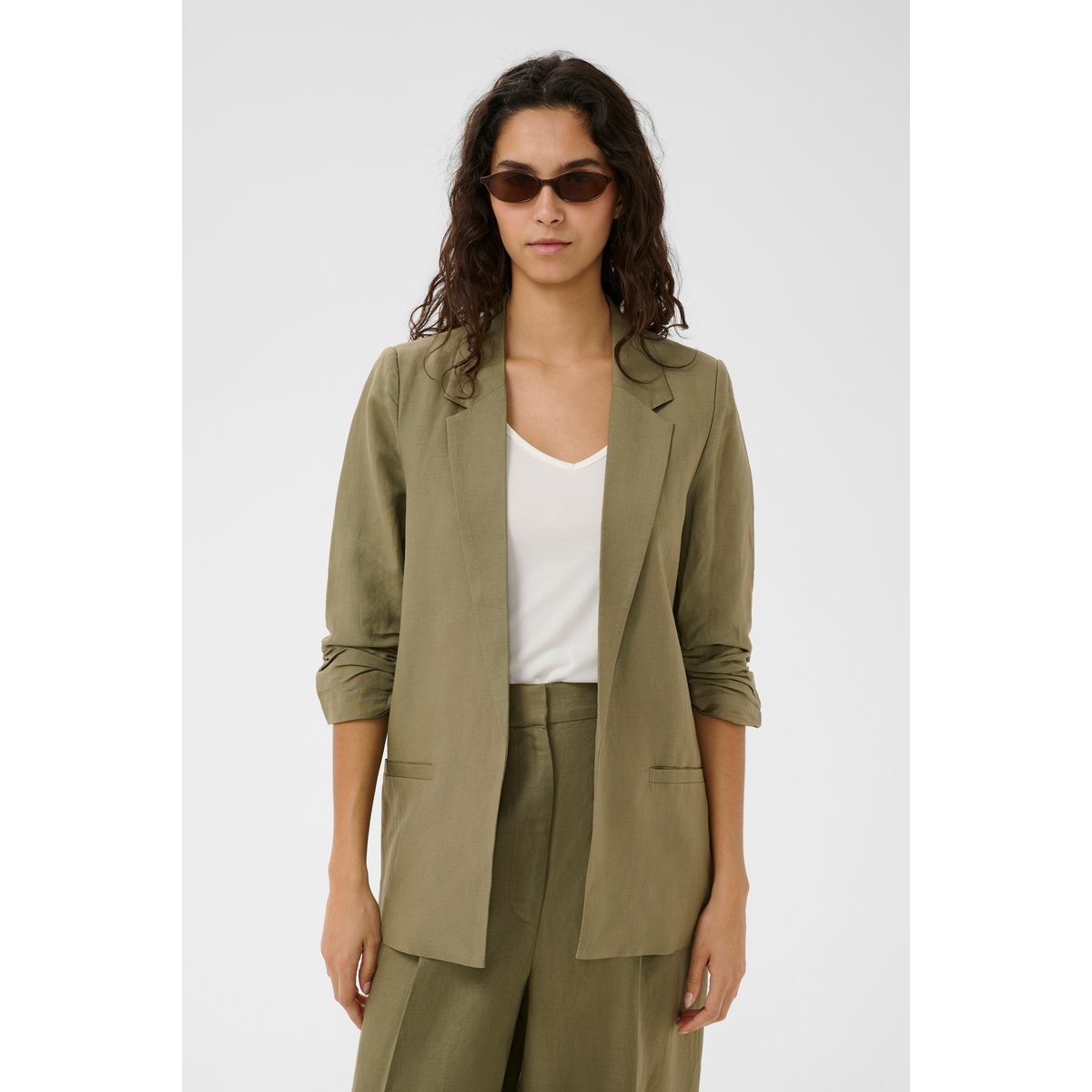 Blazer vert dusky green, SOAKED IN LUXURY