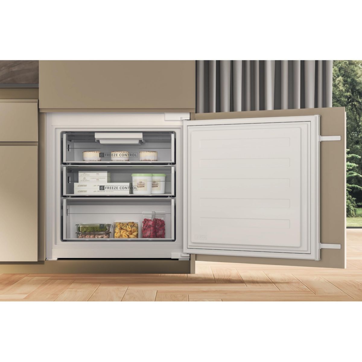 Réfrigérateur combiné encastrable SP408102FR intégrable, WHIRLPOOL