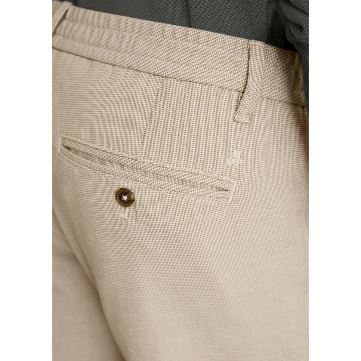 Chino modèle Stig Jogger pleats shaped en coton bio mélangé marron clair, MARC O'POLO