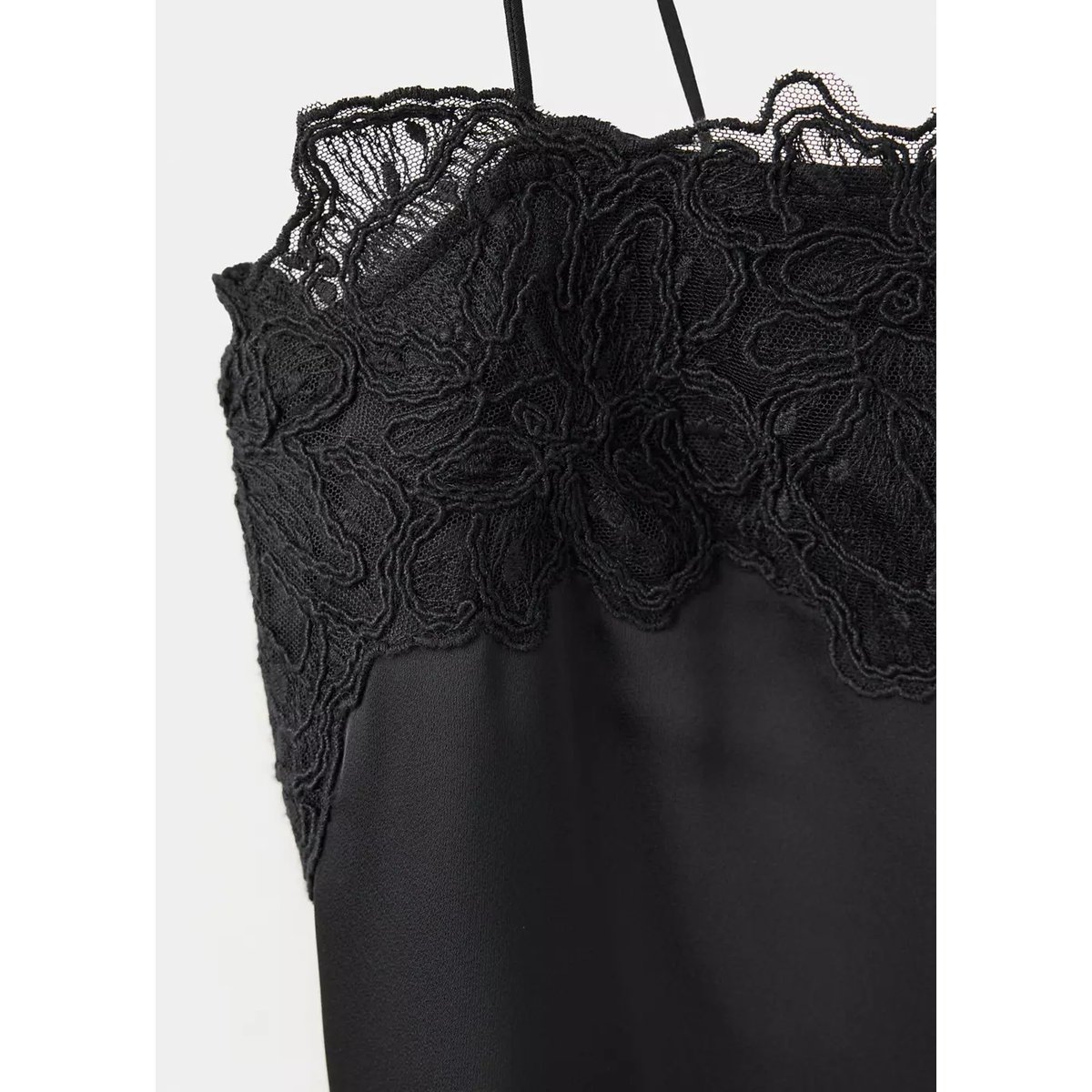 Top lingerie dentelle asymétrique noir, MANGO