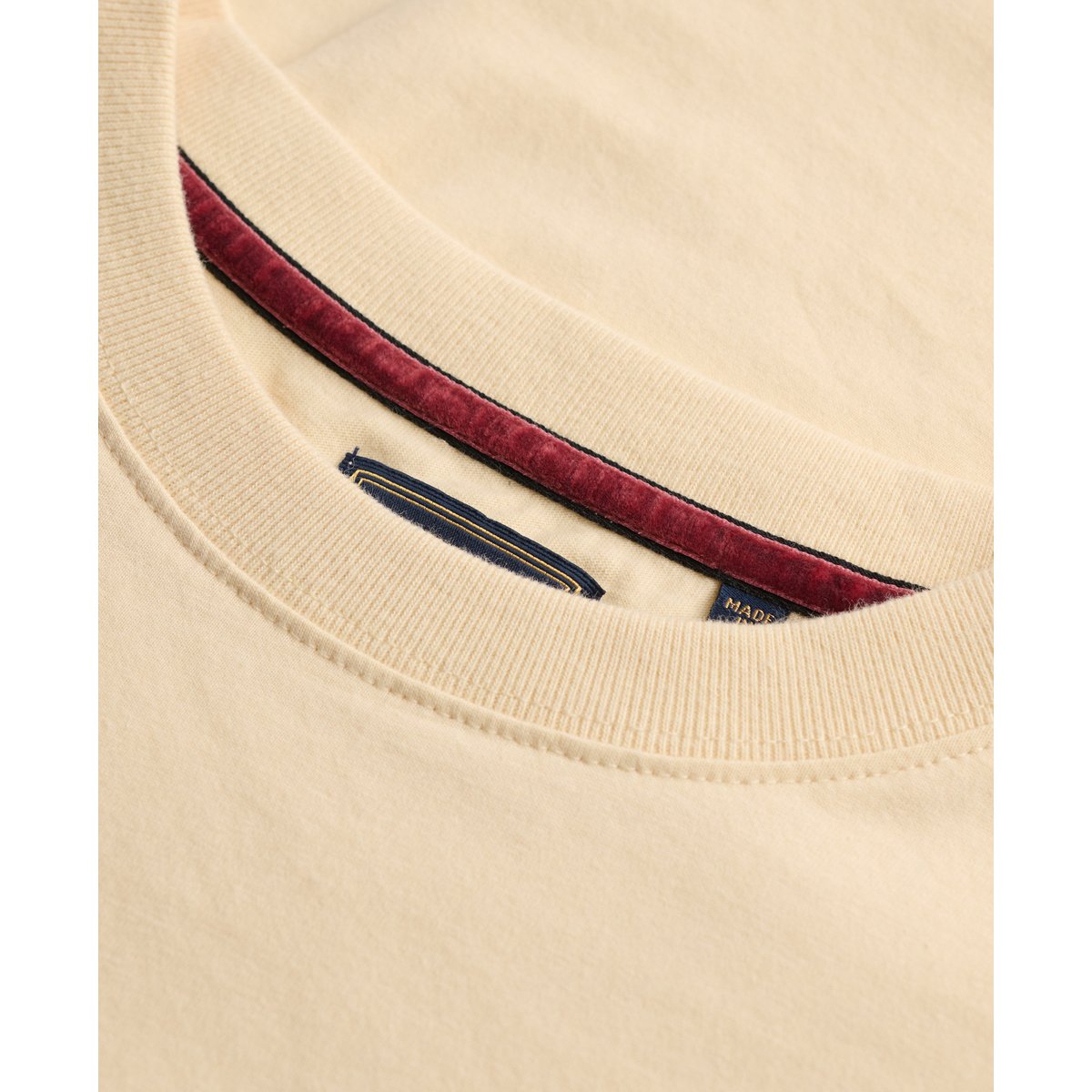 T-shirt Crest Embellished crème naturel, SUPERDRY