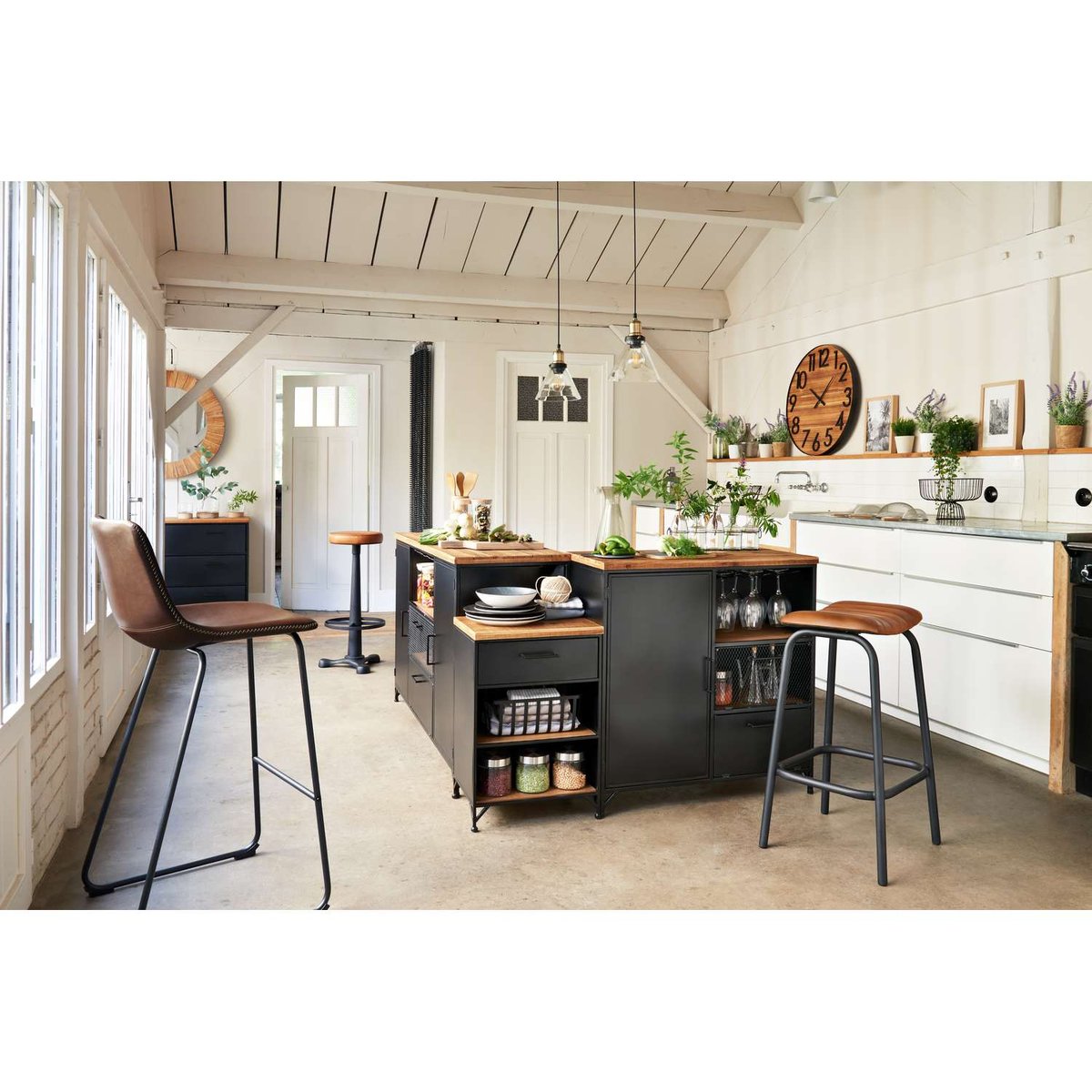 Buffet 2 portes et 2 tiroirs en bois CIERNA noir, ATMOSPHERA