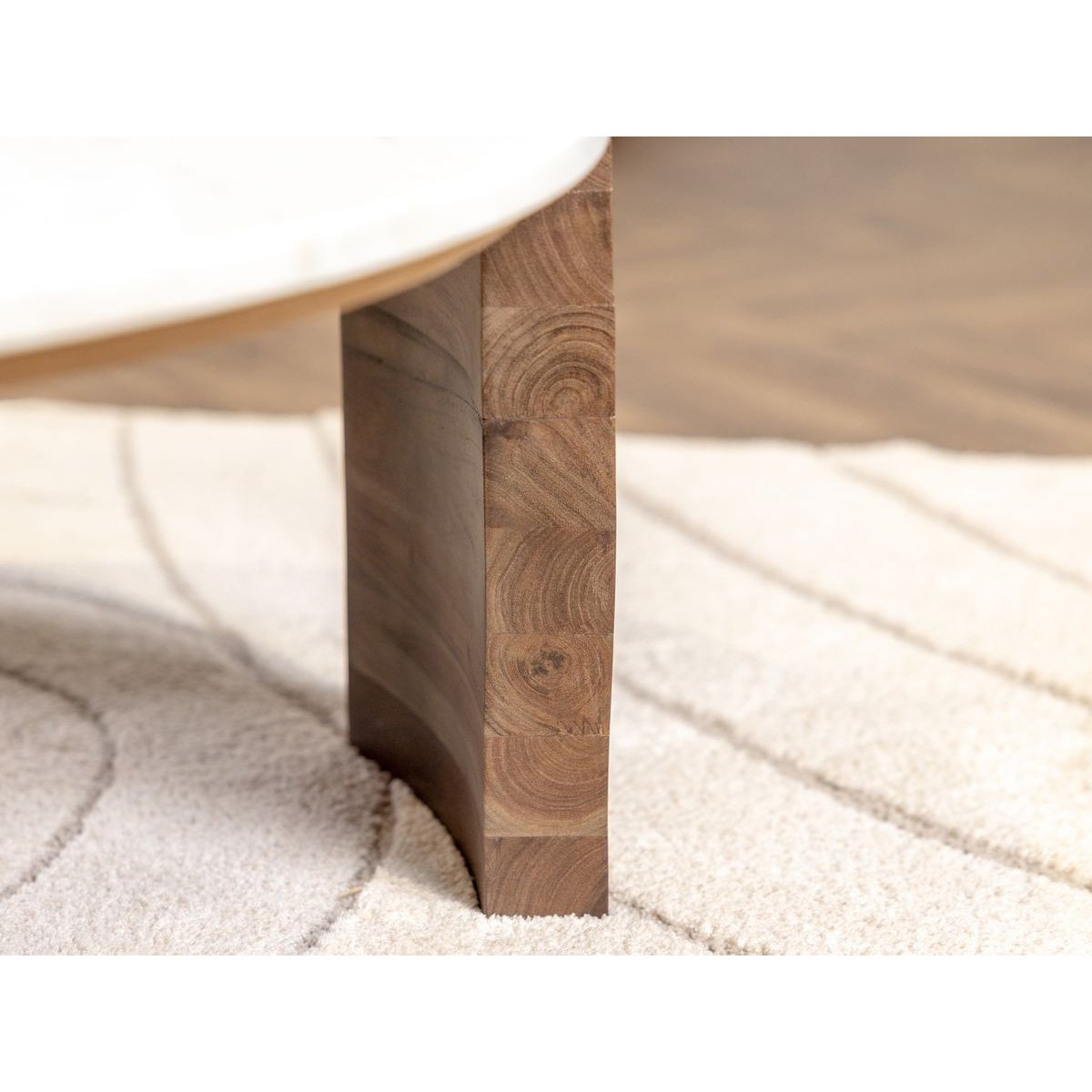 Table basse ronde en marbre, TORVI blanc, BOBOCHIC