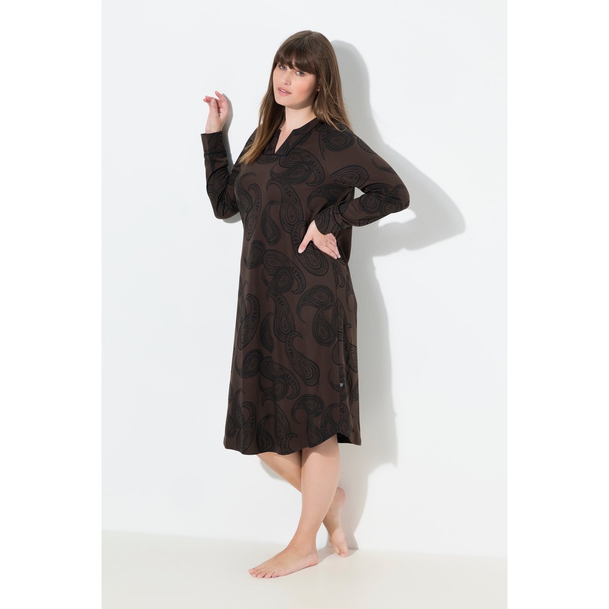 Chemise de nuit à motif cachemire marron pin, ULLA POPKEN
