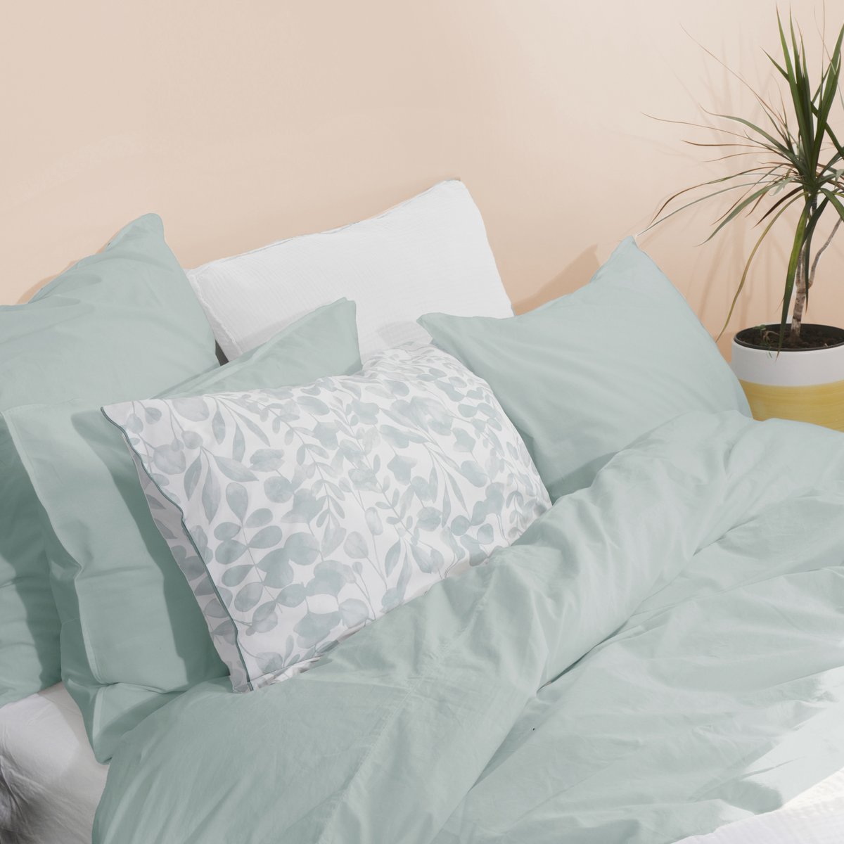 Housse de couette unie en percale de coton lavé, DOUCEUR LAVÉE céladon, BLANC CERISE
