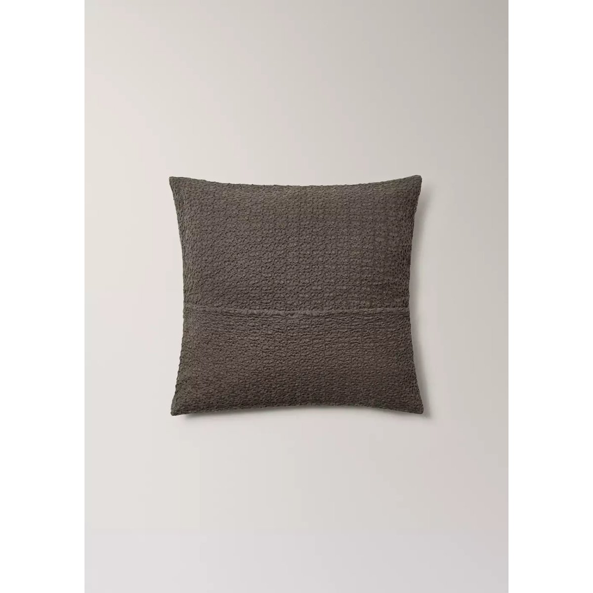Housse de coussin en coton waffle garment-dyed 50x50 cm café, MANGO HOME