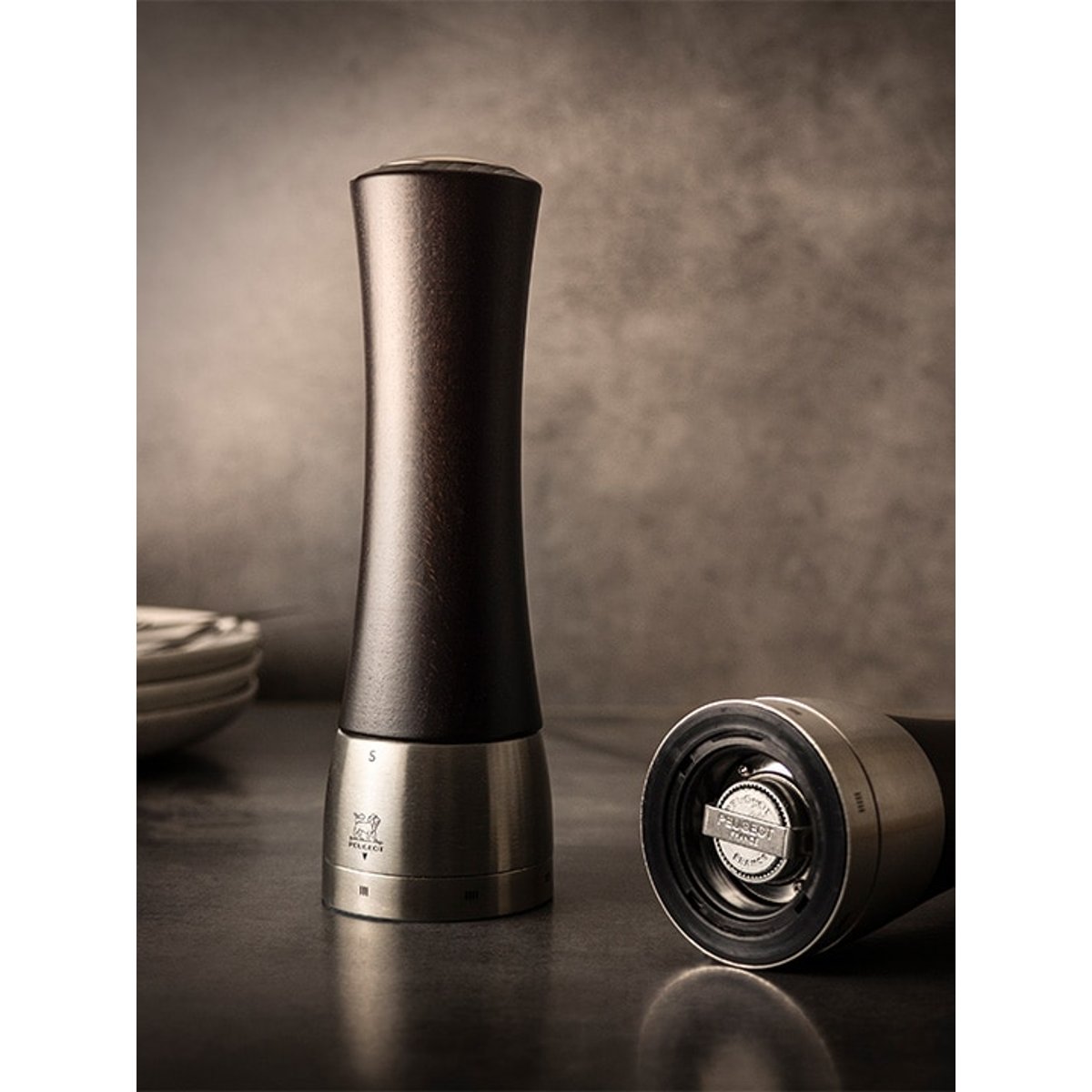 Moulin à poivre manuel en bois et inox chocolat, PEUGEOT