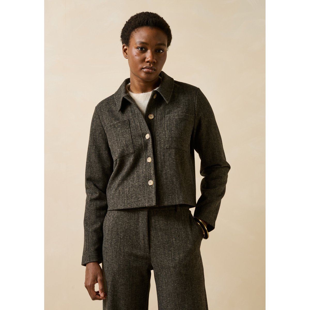 Veste courte en milano manches longues ecorce, LA FEE MARABOUTEE