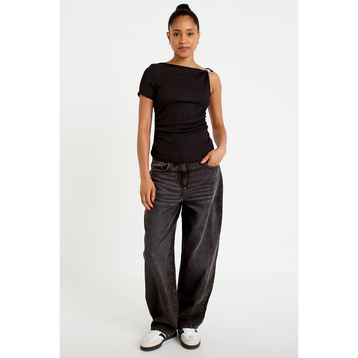 Top one shoulder plissé manches courtes noir, CACHE CACHE