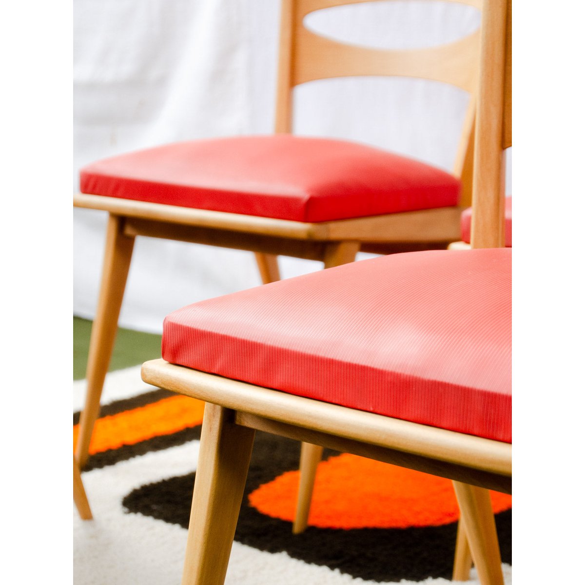 Lot de 4 chaises en hêtre Alma N°2100 - Bon état bois clair, DEBONGOUT