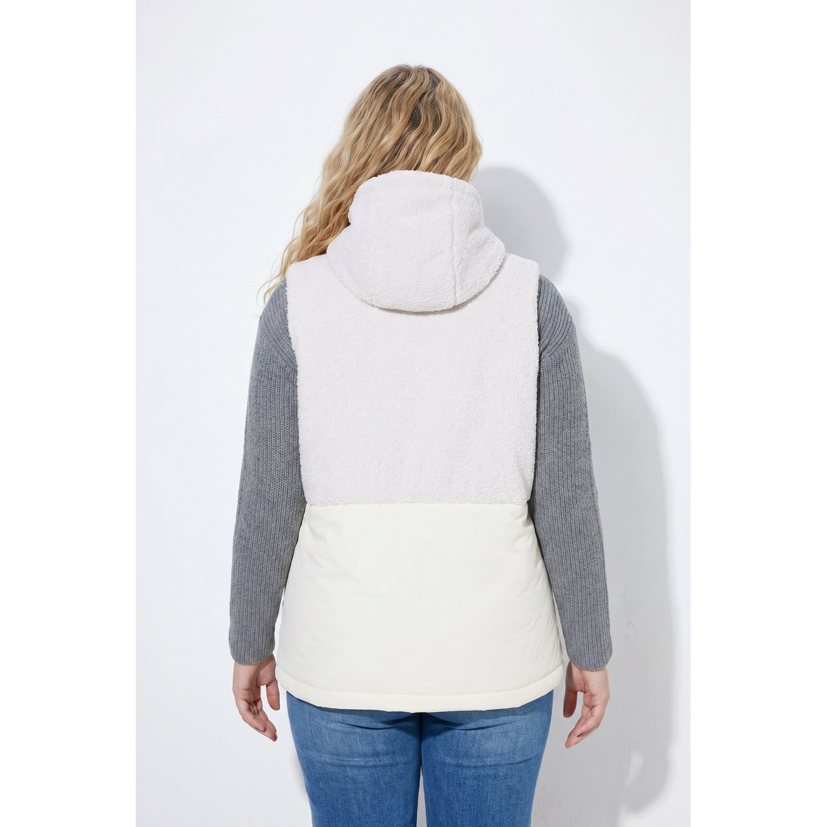 Gilet en polaire bouclée blanc pierre, ULLA POPKEN