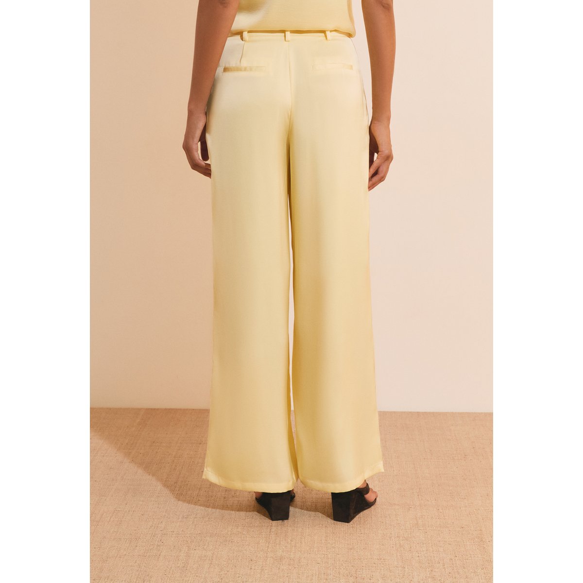 Pantalon fluide satiné VALENTY jaune pale, ETAM